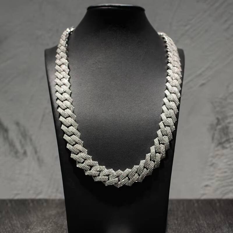 Hot Selling Hip Hop Iced Out VVS Moissanite 10mm Mens 925 Silver Cuban Link Chain Necklace