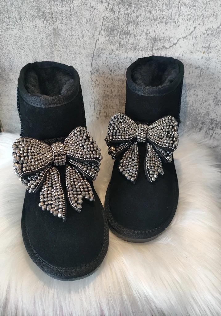 Winter Snow Boot for Women Warm Real Leather Oversized Bow Bead Crystal Boots Lowcut Fur Shoes Fashionable Plush Thick 251121