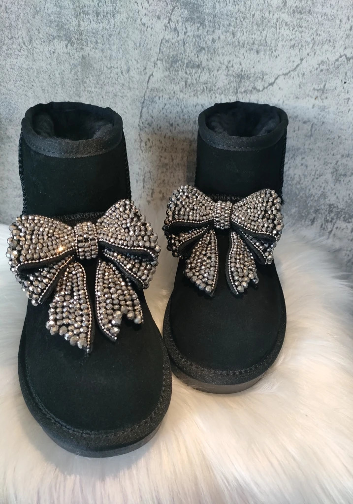 Winter Snow Boot for Women Warm Real Leather Oversized Bow Bead Crystal Boots Lowcut Fur Shoes Fashionable Plush Thick 251121