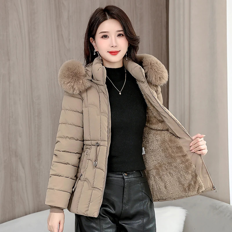 Winter 2025 Down Jacket Women Parkas Fashion High-Quality Warm Cotton Padded Coat Ladies Short Overcoat Hooded Overwear Tops 251111