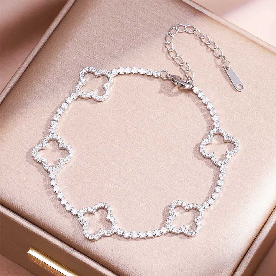 Yupsk Shiny Full CZ French Lucky Clover Bracelet for Women INS Hot Selling Slivery Golden Wedding Party Jewelry Gift for WomenW251121