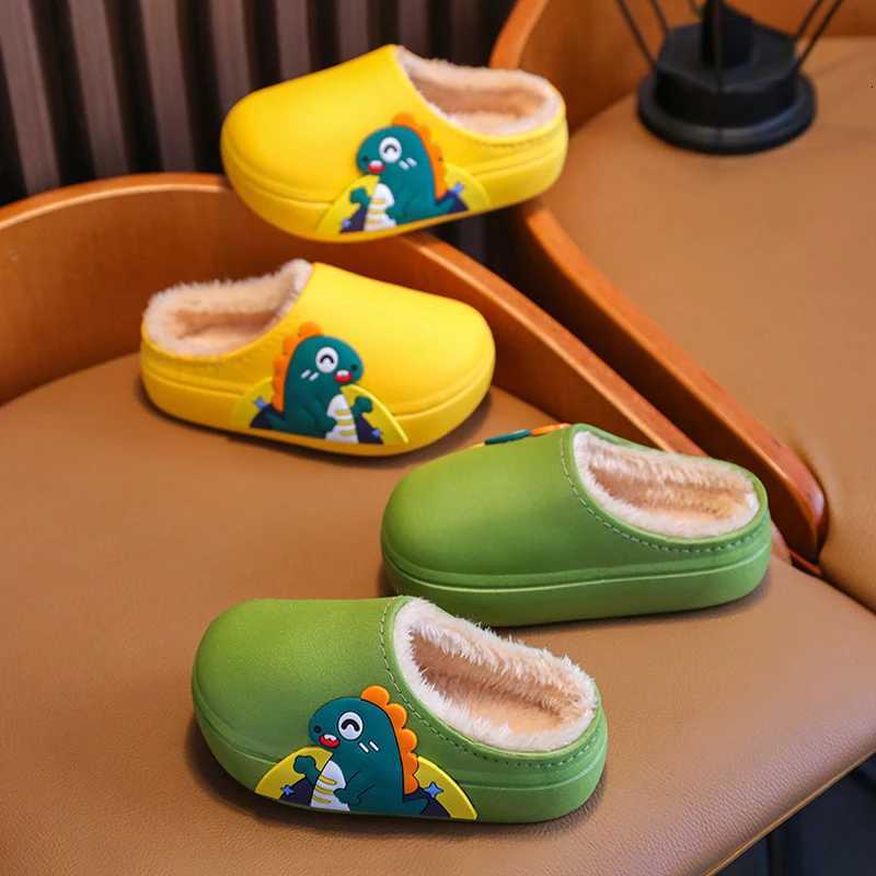 Winter Cartoon Childrens Cotton Velvet Shoes Boys and Girls Plush Lining Flat Shoes Parent-Child Shoes Warm Shoes Warm SlippersW251121