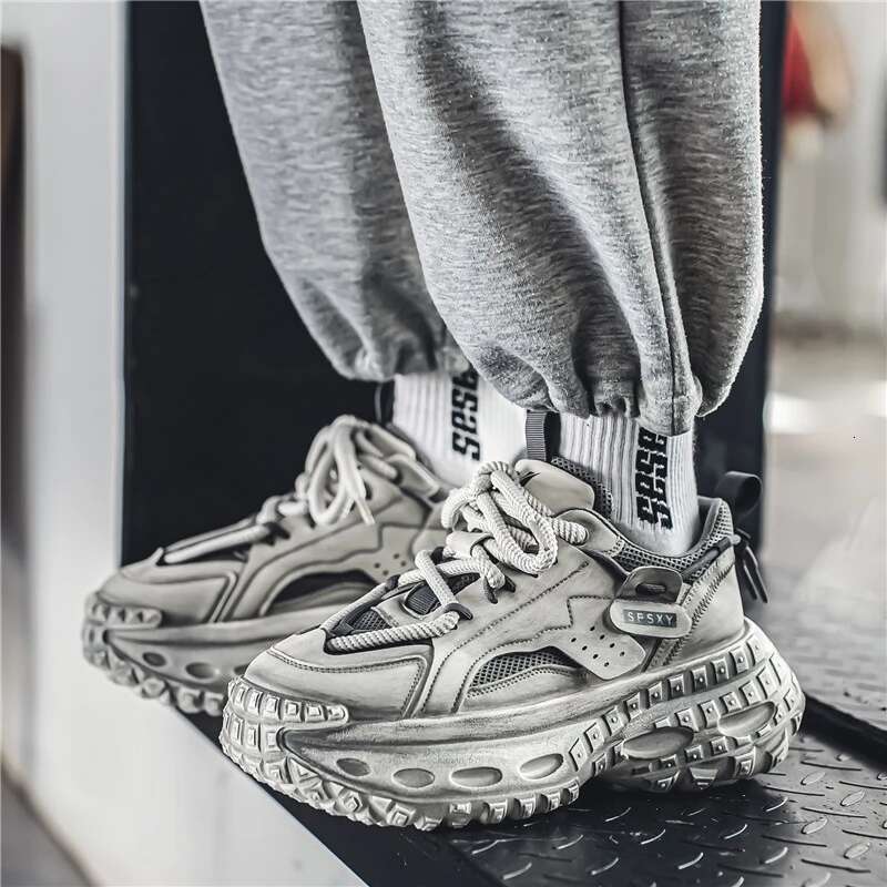 designer sneakers New Summer Outdoor Men's Casual Sneaker Shoes for Men Sports Thick Bottom Breathable Mans Loafers Popular Model Male Sneakers