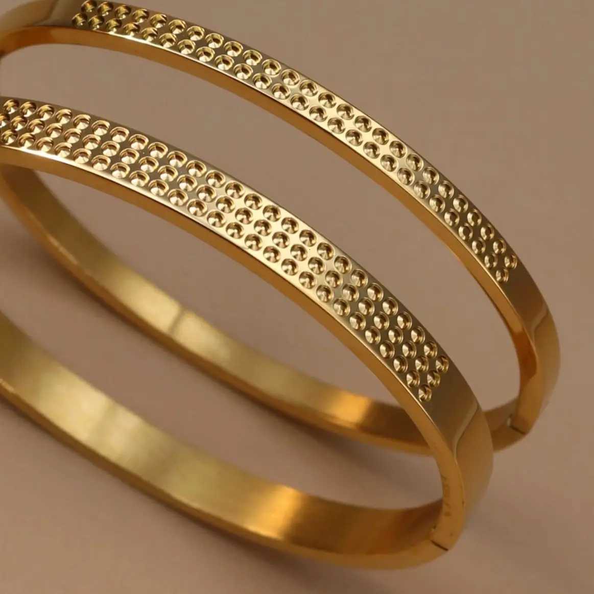 High Quality Stainless Steel 18 K Gold Plated Zircon Bracelet Womens Jewelry Party Wholesale Bangles GiftsW251121