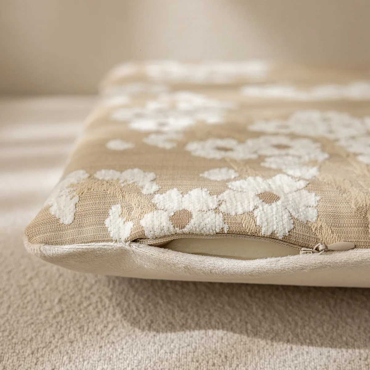 Light luxury oat seat case seat cushion tatami bay window cover removable and washable office fart cushion square C251121