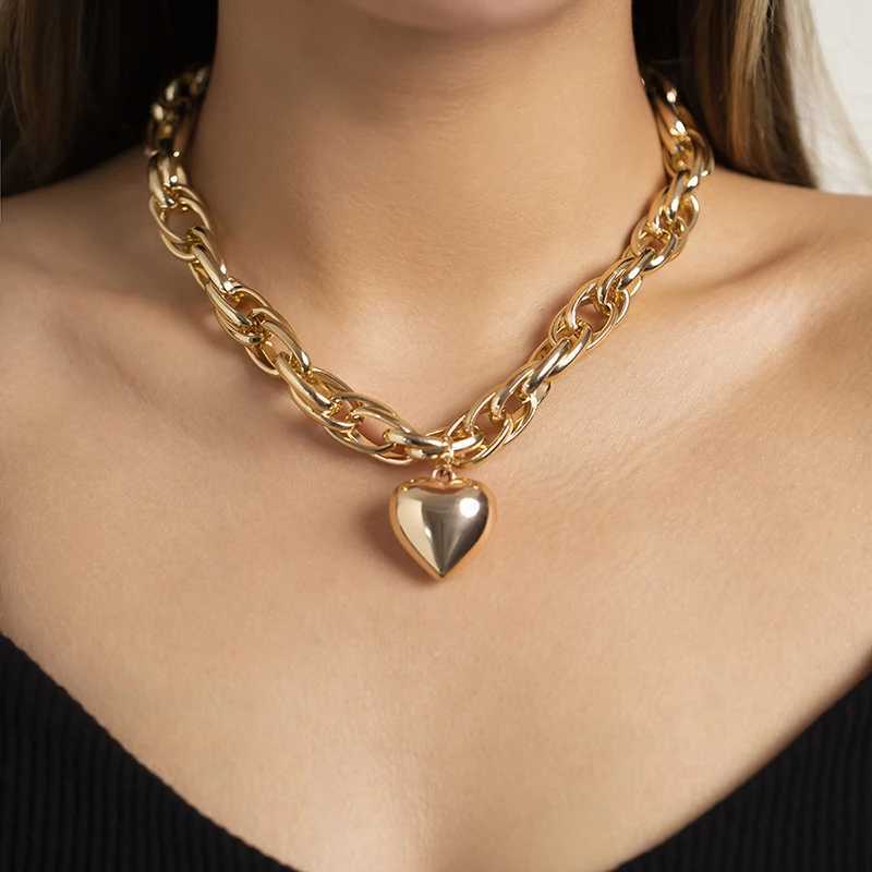 Punk Love Heart Pendant Necklaces Fashion Hip Hop Double Layered Gold Silver Color Thick Chain Choker Necklace Party JewelryXJ251121