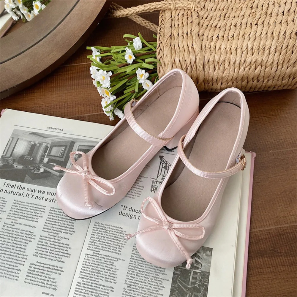 Spring Autumn Thick Heel Pink Shoes Elegant Bow Lolita College Girls High Heels Women Sandals zapatos de mujer mary jane shoes 251121