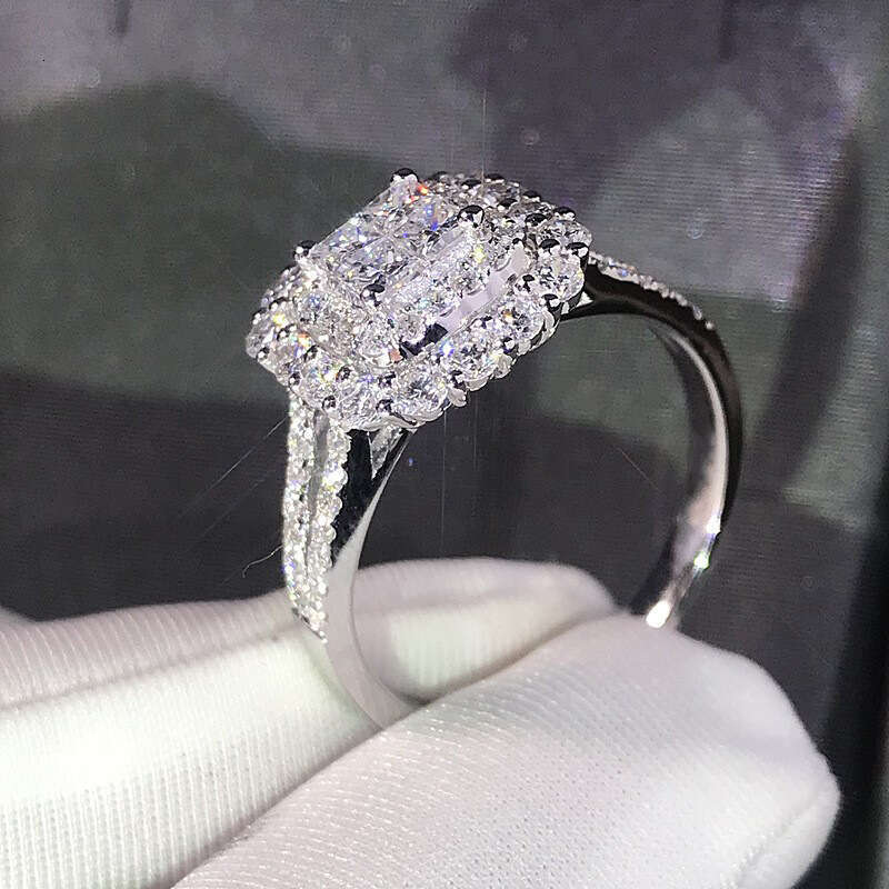 Band ring Designer Luxury Wedding rings Jewelry Classic Women's Micro Pave Zircon Ring Wish Hot Selling Festive birthday gift