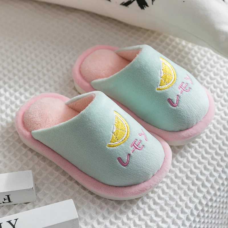 Kids Slippers Winter Warm Home Shoes New Children Fall and Winter Cotton Slippers Warm Thick Shoes For Girls and BoyW251121