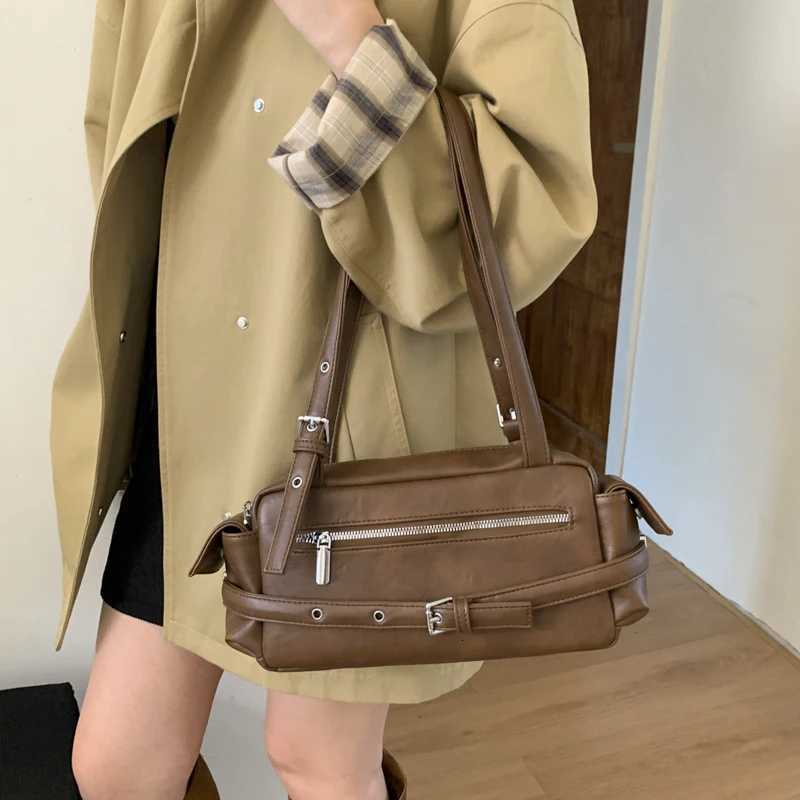 Branded Underarm Shoder Bags For Wen 2025 Lat Trendy Designer Handbags Luxury Casual Street Mti-pocket Cmute Sahels Y251121