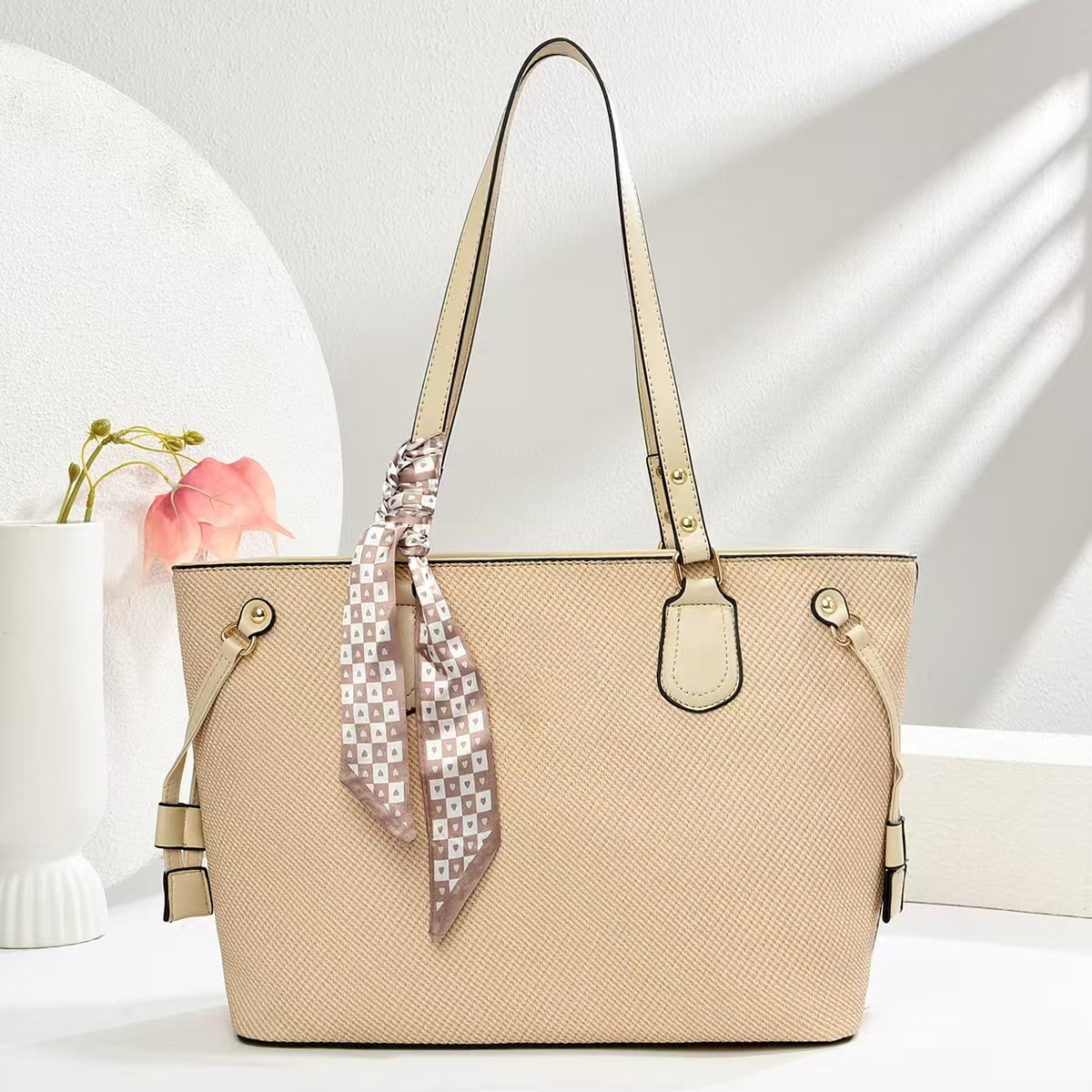 Cross border foreign trade small square bag, fashionable high-end multifunctional handbag, single shoulder crossbody bag, designer bag, luxury bag