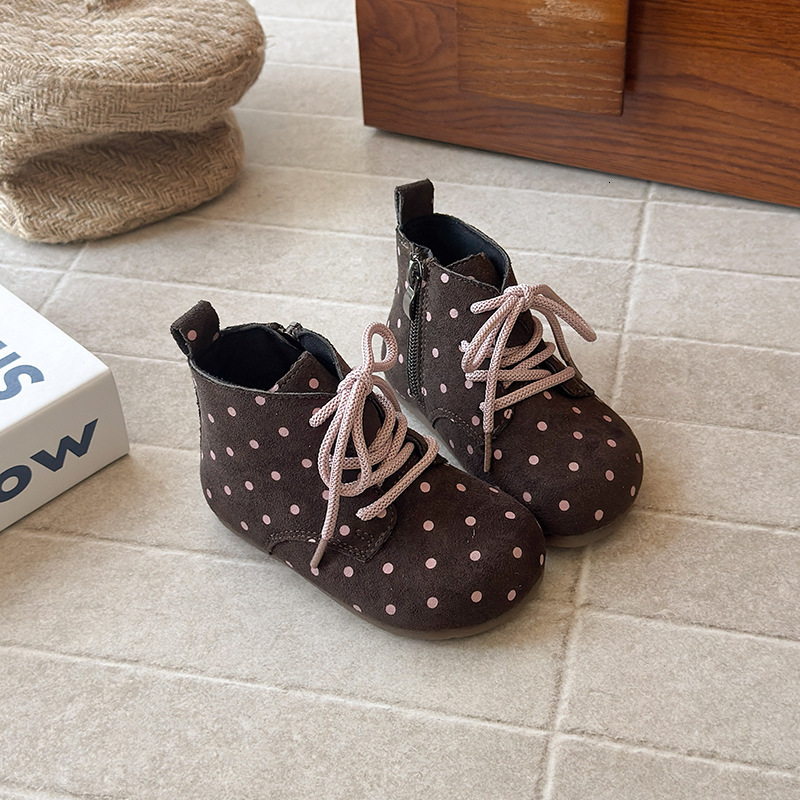 Luminous Shoes Spring and Autumn New Korean Fashion Trendy Shoes Round Head British Martin Soft soled Short Boots Casual Children's Shoes