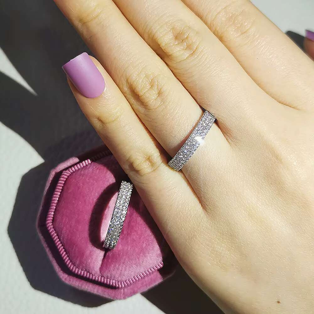Crystal Stackable Ring Set Fashion Zircon Style Band Rings for Women Adjustable Sparkle Statement Jewelry 6 Sizes 1 Piece