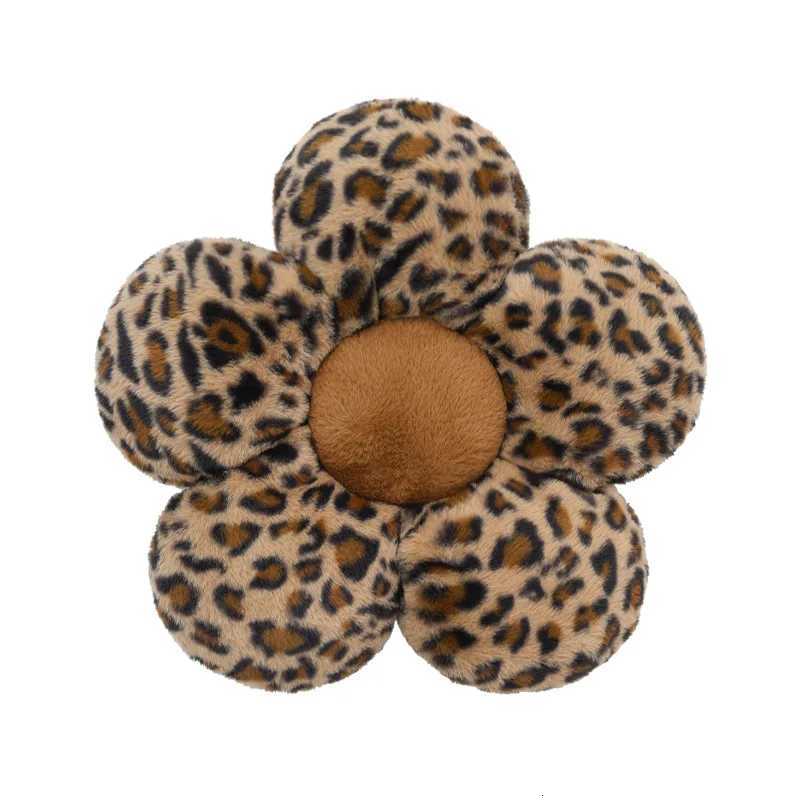 Creative leopard flower sofa soft plaid office seat cushion soft decoration C251121