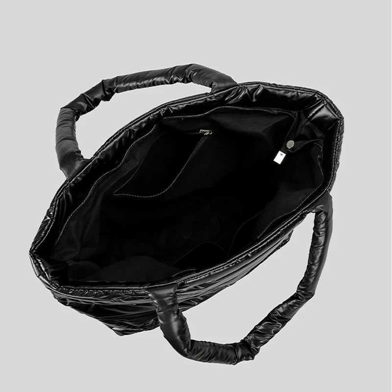 Fi Quilted Padded Wen Shoder Bags Designer Puffer Handbags Casual Nyl Down Cott Large Capacity Tote Shopper Purses Y251121