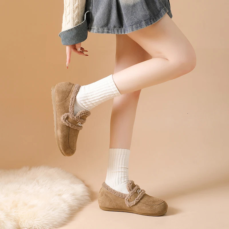 Fleecelined boots cotton shoes keeping warm and versatile loafers for autumn winter A059 251121