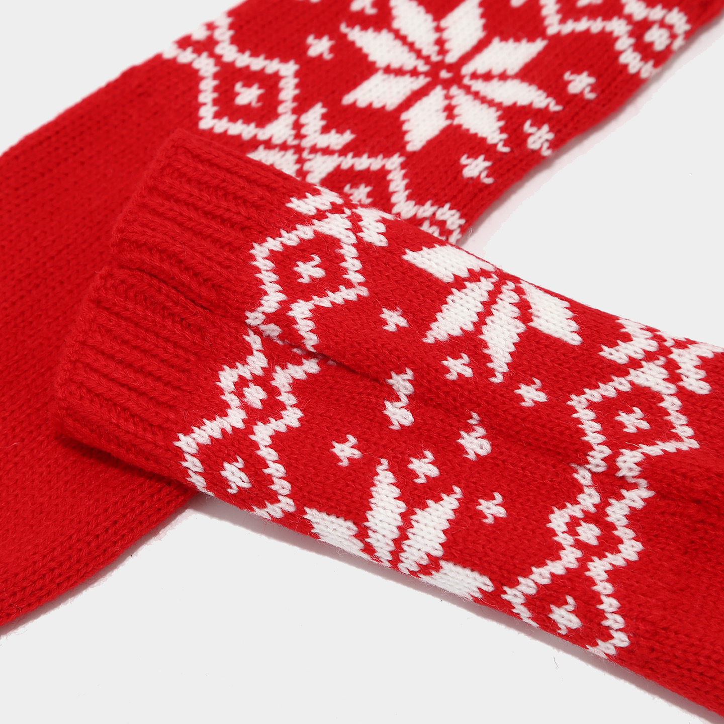 Warm hat and scarf set Three-Piece Set for Women and Men Winter Christmas Snowflake Pattern Knitted Hat Scarf Gloves Cold-Proof Trendy free shipping