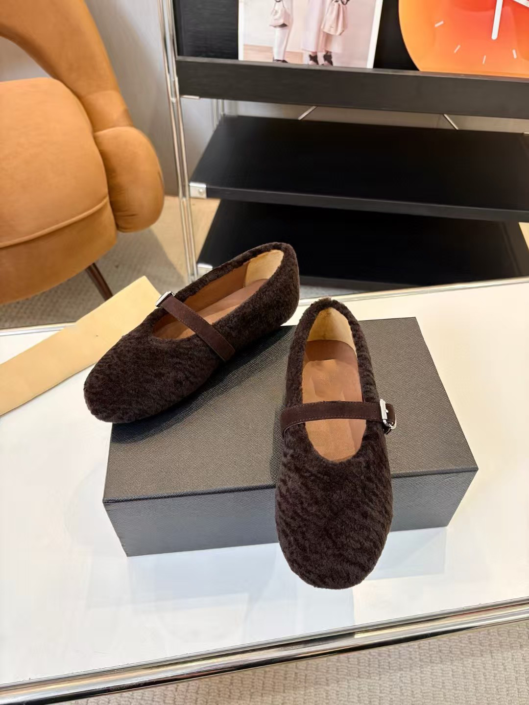 10A Top Quality Women's Shoes, Furry Shoes, Winter Essential, High-End Fashion
