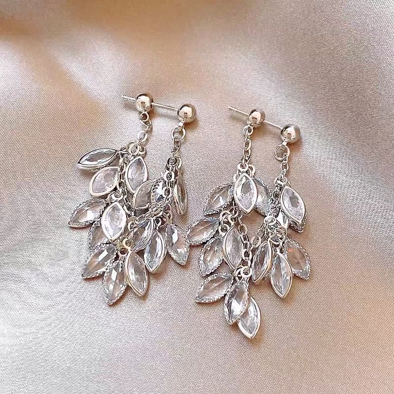new design fashion jewelry sier color zircon tassel earrings elegant women's evening party accessories
