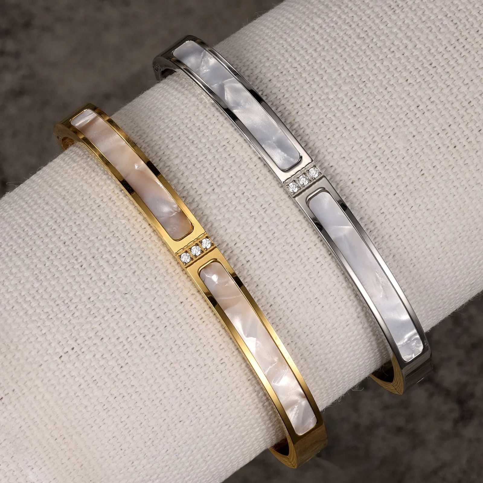 Classic Bracelet Design Gold Color Waterproof Stainless Steel Luxury Brand Sparkling Zircon Bangles for Women Gift JewelryW251121
