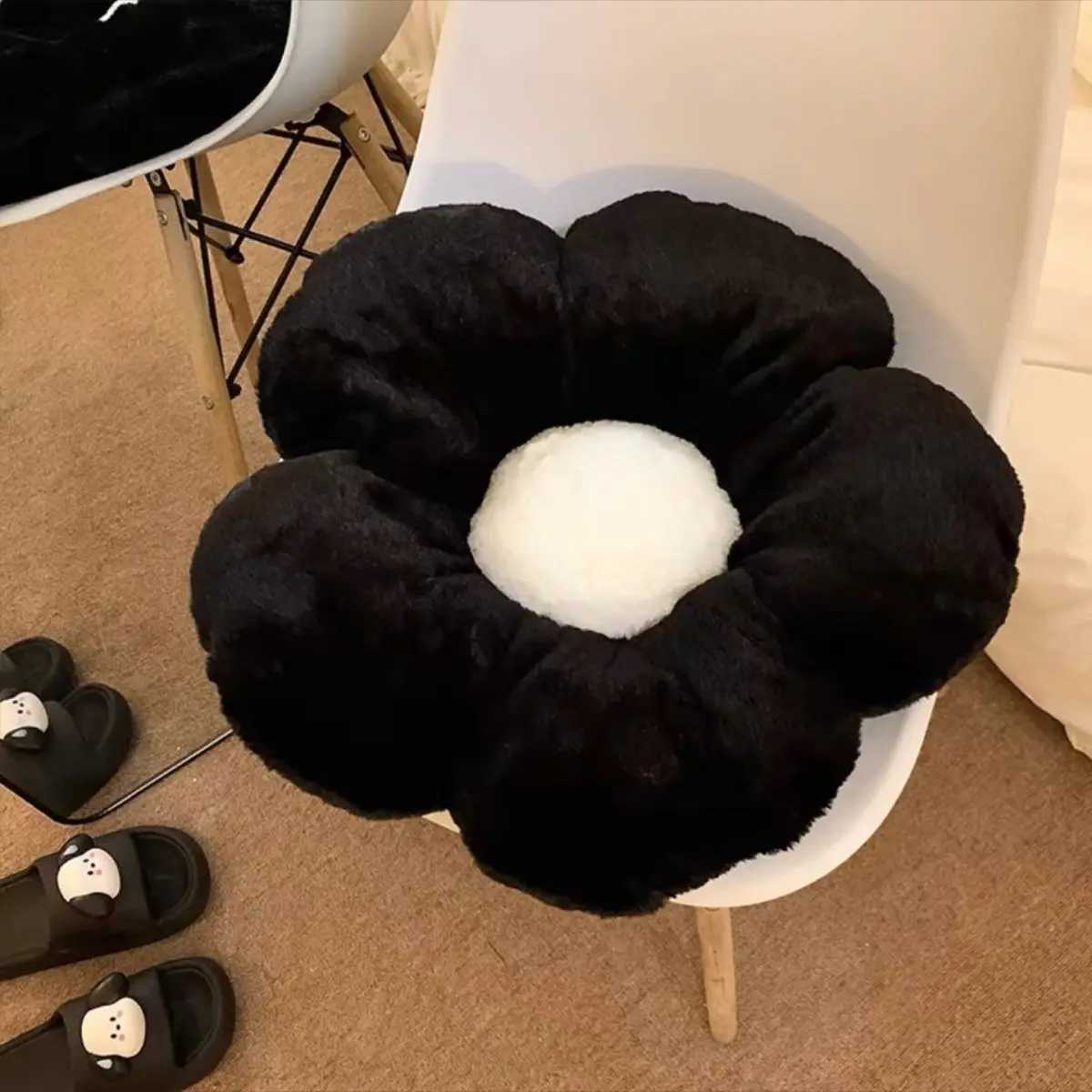 Lovely Daisy Girl Heart Petal Sunflower Back Cushion Sofa Flowers Bay Window Living Room Net Red Light Luxury C251121