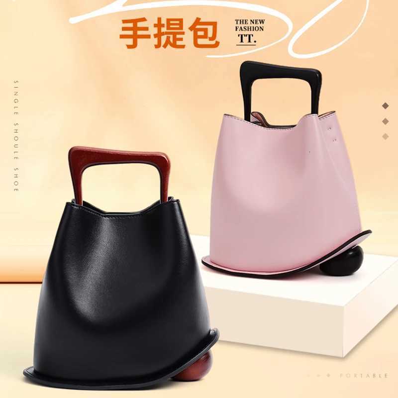 High-grade Vintage Leather Wooden Handle Bucket Bag New Irregar Niche Design Bag Casual rything Y251121