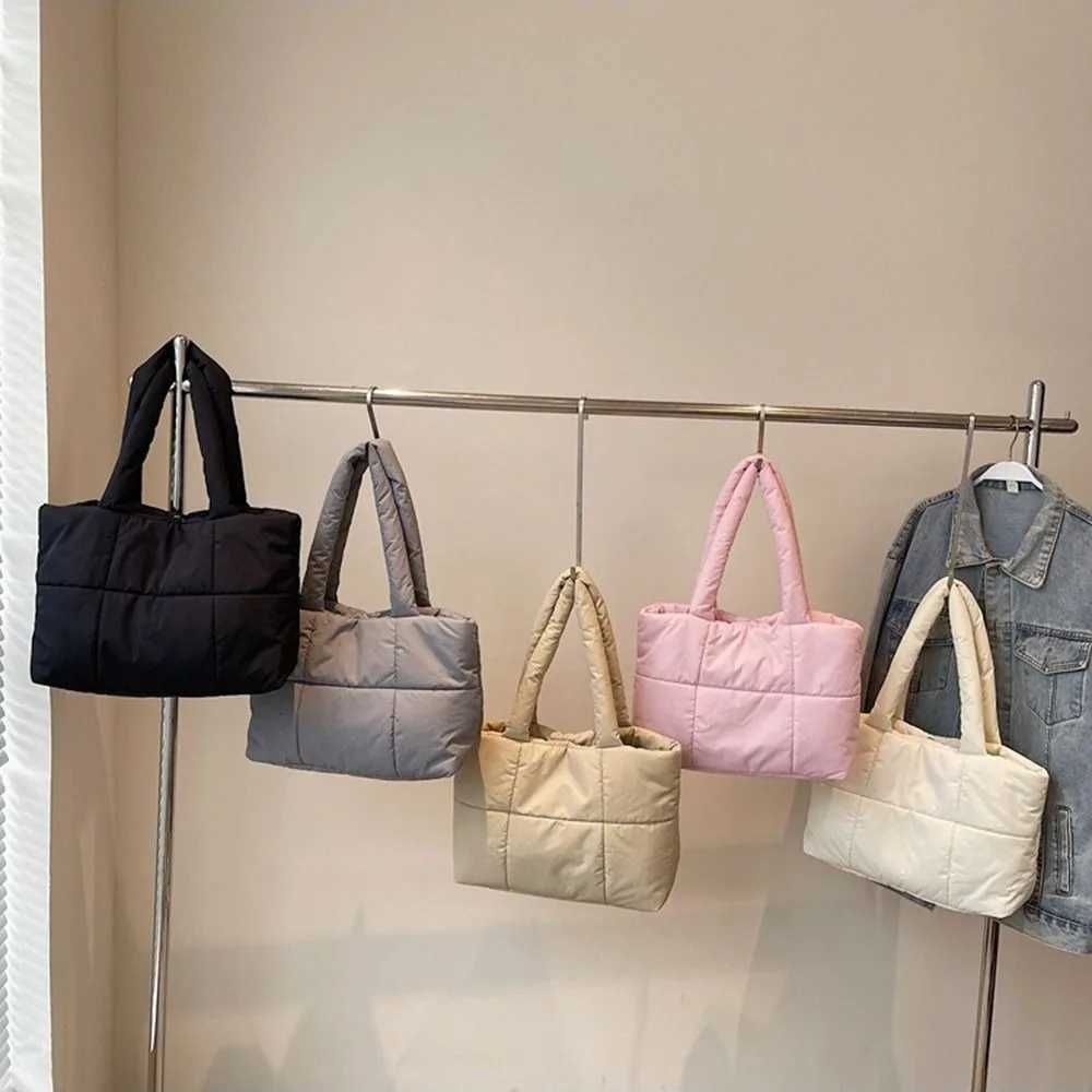 Shoder Bag New Cott Padded Puffy Bag Quilted Checkered Cloud Tote Bag Large Capacity Lightweight Top-handle Bag College Y251121