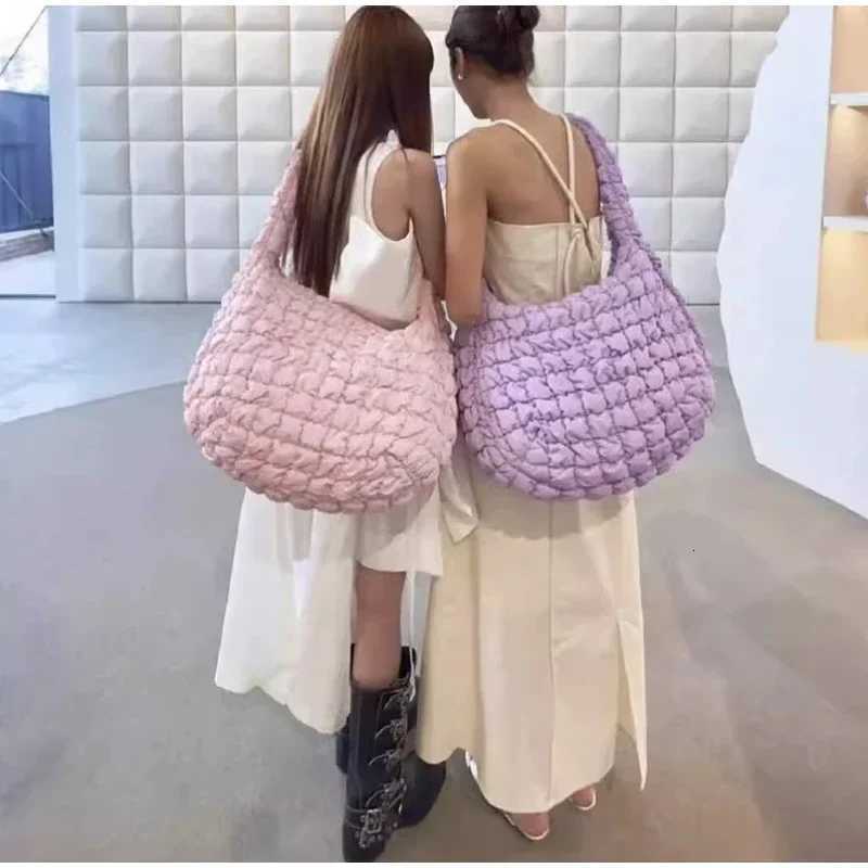 New Cloud Bag Folded Soft Pleated Bubbles Shoder Bags Dumpling Bag Large Capacity Tote Bag Cott Underarm Handbag Wan Y251121