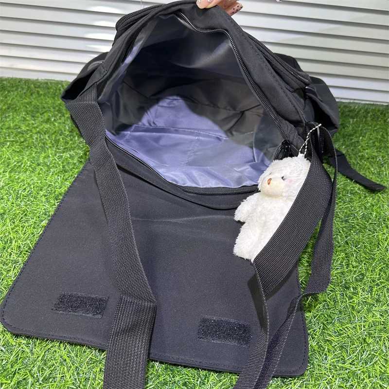 Waterproof Oxford Shoulder Bag Flip Zipper Teen Mens Messenger Bag Student School Bags Badge Pendant Versatile Crossbody BagT251121