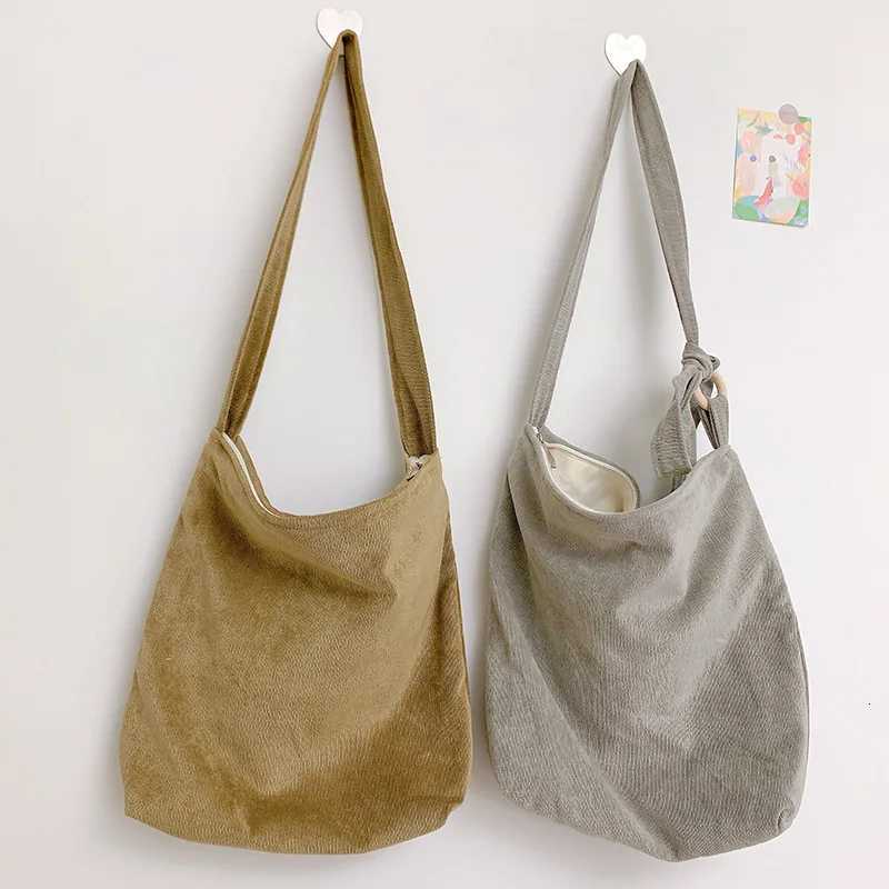 Women Winter Vintage Corduroy Shoulder Bag Ladies Crossbody Bag Student Book Pouch Female Shopping Bag Plain Cloth Bag for GirlsT251121