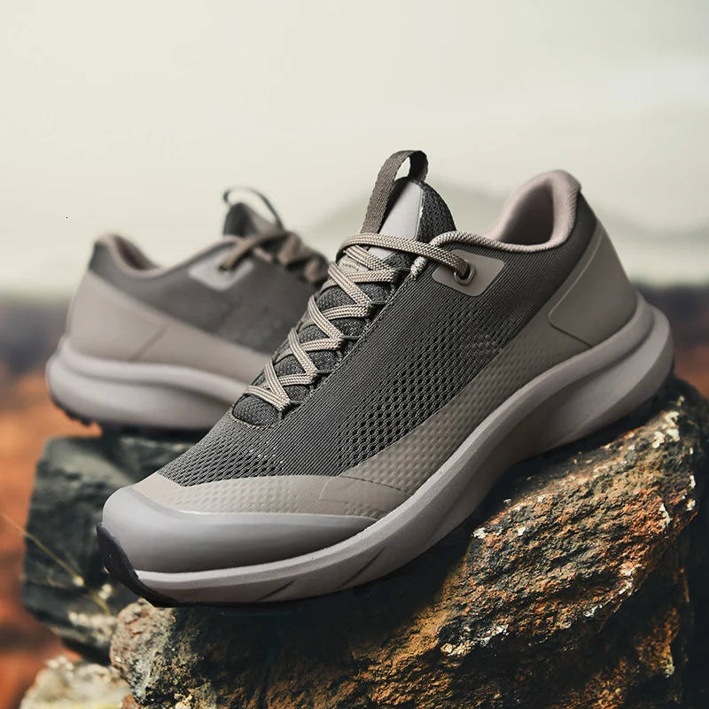 Professional Quality Golf Lightweight Shoes Men Golfers Sneakers Non Slip Training Footwears Size 3945 251121