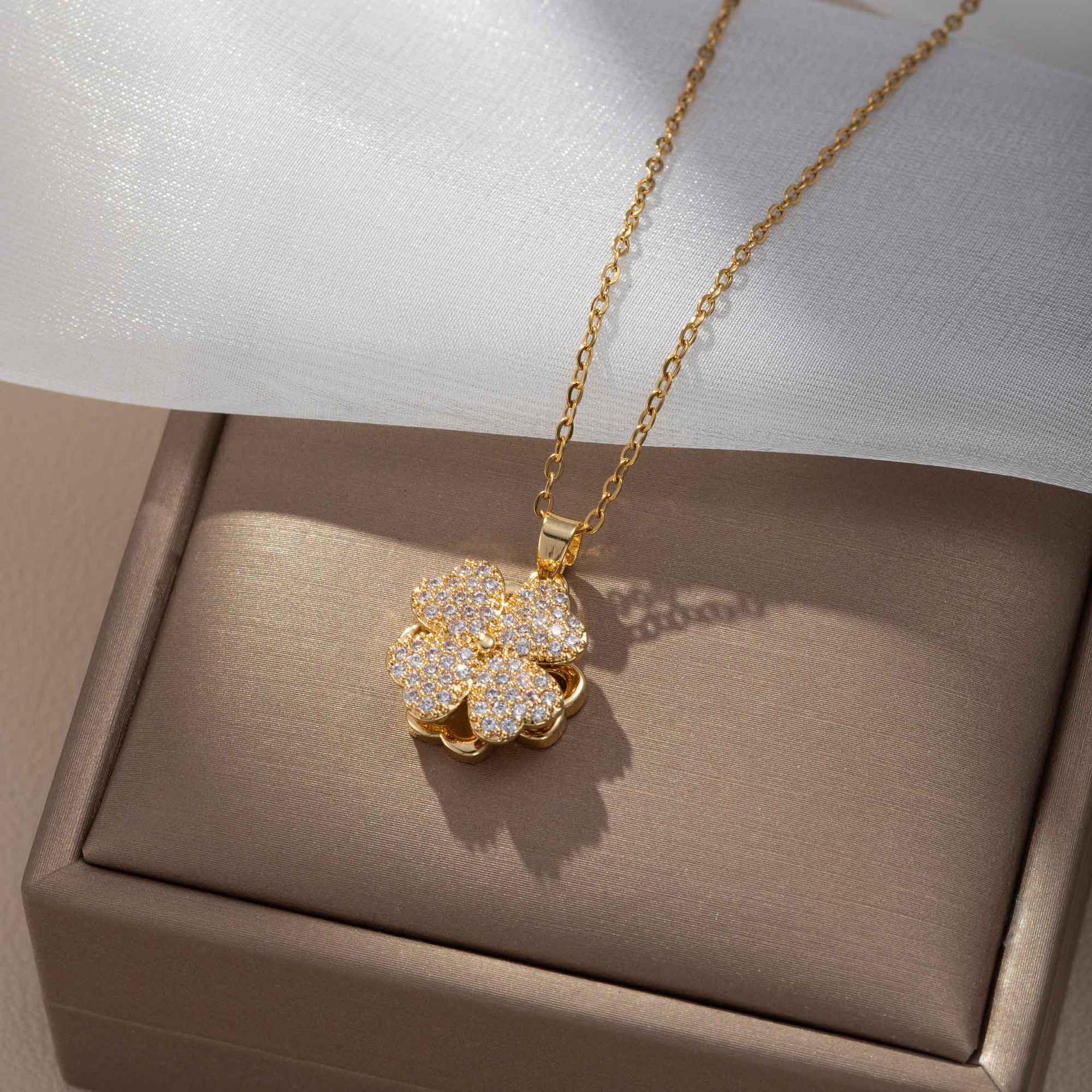 Light luxury fashion niche ins collarbone chain moissanite chain designer necklace designer necklace for woman diamond chain luxury jewelry women mens - view 9
