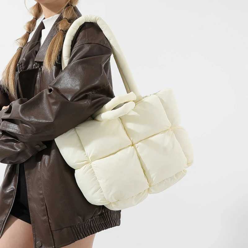 Down Bag Cott Jacket Tote Bag for Wen Shoder Bag Simple Soft Shopping Bag Designer Bags Purse and Handbags Bolsos Mujer Y251121