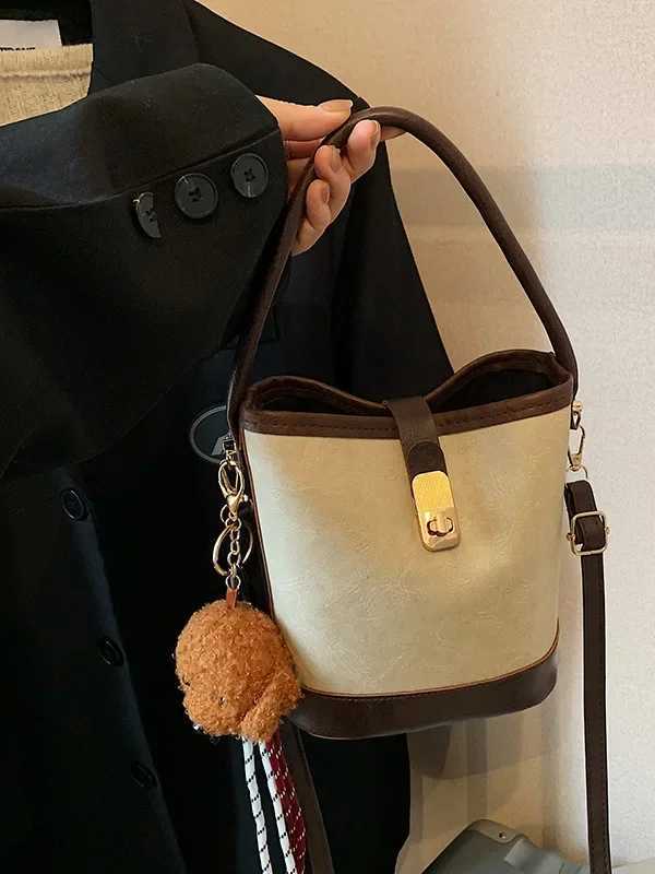 2025 new wens pu leather waterproof small casual fi messenger bag for work cmuting niche designer shoder bag handbag Y251121