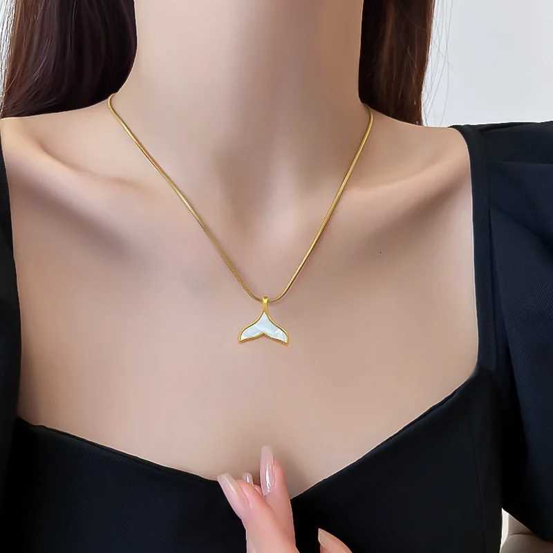 316L Stainless Steel New White Shell Mermaid Tail Lucky Beautiful Pendant Necklace Valentines Day Gift For GirlfriendXJ251121