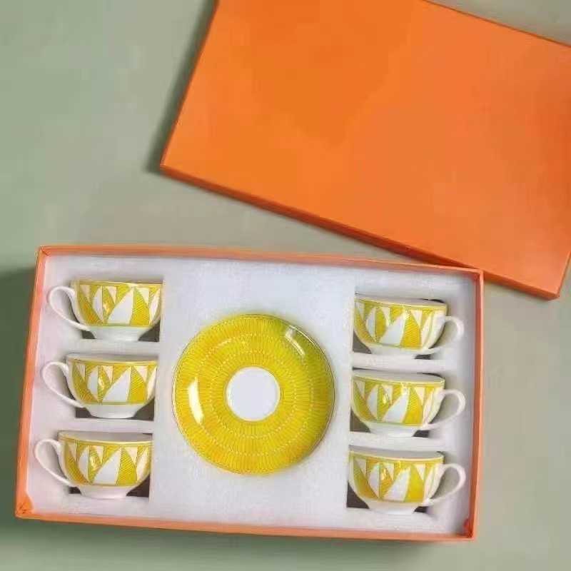 Bone china coffee cup and saucer H home set creative tea cup with saucer simple flower tea ceramic cup for home use S25421