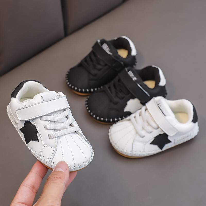 Luminous shoes, soft soled baby shoes, indoor shoes, fashionable and trendy shoes for young children, breathable sports shoes, casual children's 