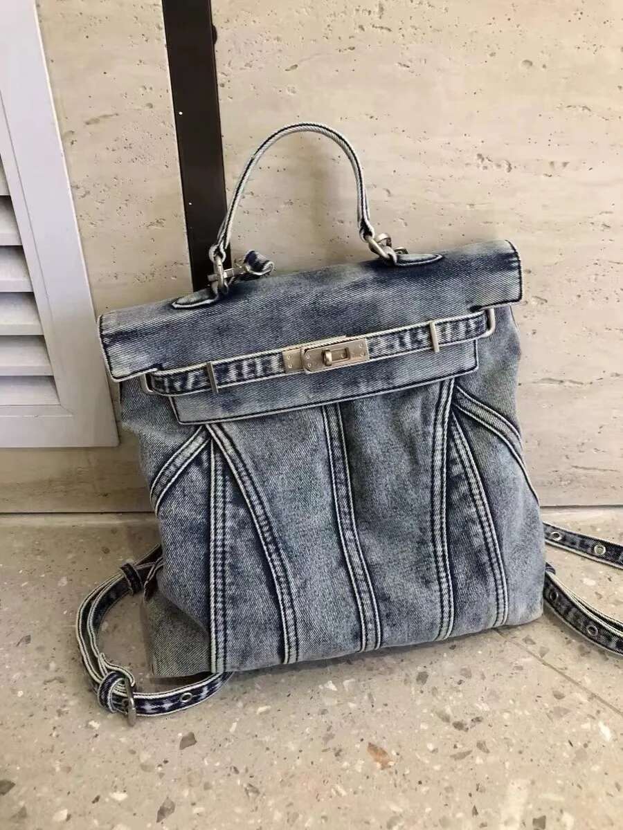 New Fashionable Premium Retro Wash Denim Large Capacity Commuter Travel Bag Casual Backpack