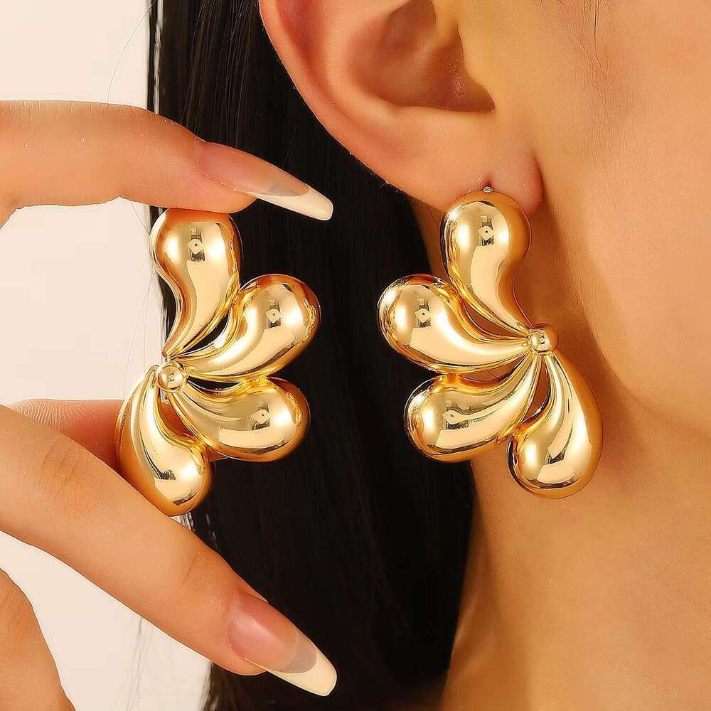 DHCollections 2025 Retro Teardrop Simple Smooth Water Drop Petal Fashionable Stud Earrings