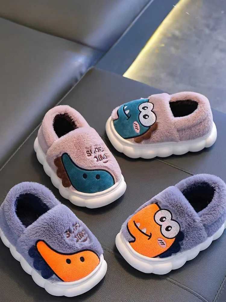 Winter childrens cotton slippers boys and girls warm fleece slippers middle and small children cute baby cotton slippersW251121