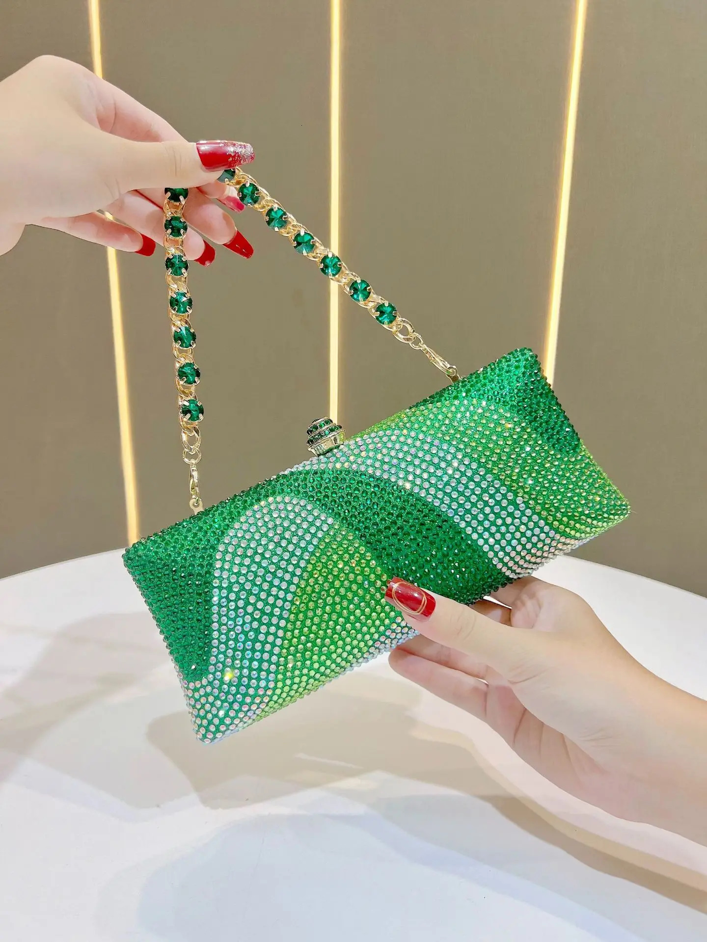 Fashion Trendy Party Bag Evening Shiny Rhinestone Clutch Phone Holder Large Capacity Womens Daily Use Glitter 251121