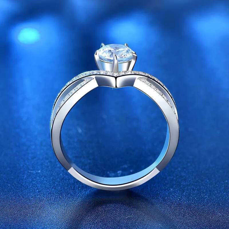 Sterg Sier Moissanite Dia Crown Ring Women's High Fashion Proposal Anniversary Birthday Gift for Mother