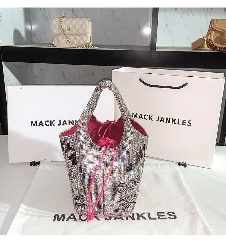 Graffiti Printing Cartoon Bear Bucket Women's Handbag Crystal Shiny Rhie Dia Evening Clutch Bag Party Bg Purse