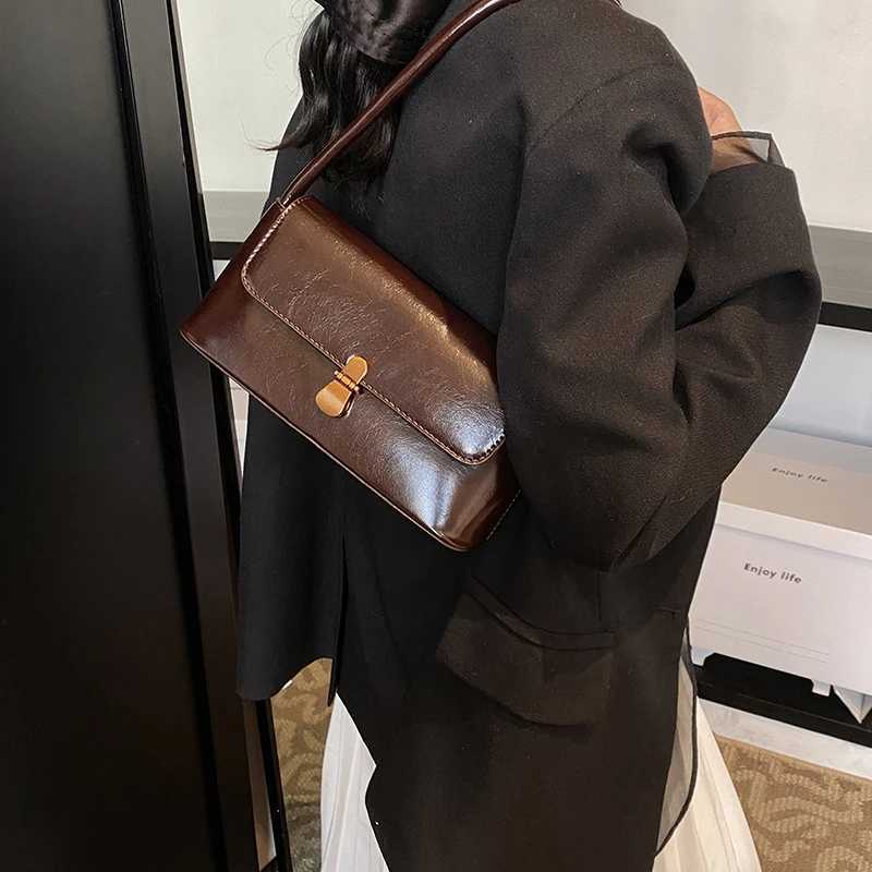 MOODS Wen Underarm Shoder Bag Flap Shape PU Leather Pure Color Armpit Bag 2024 New Luxury Designer Purses And Handbags Y251121