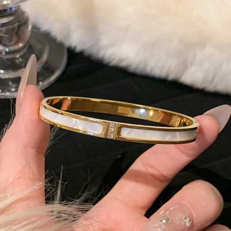 Elegant Gold Color Bangle With Sparkling Rhinestone Glamorous Stainless Steel Bracelet Womens Formal Dinners JewelryW251121
