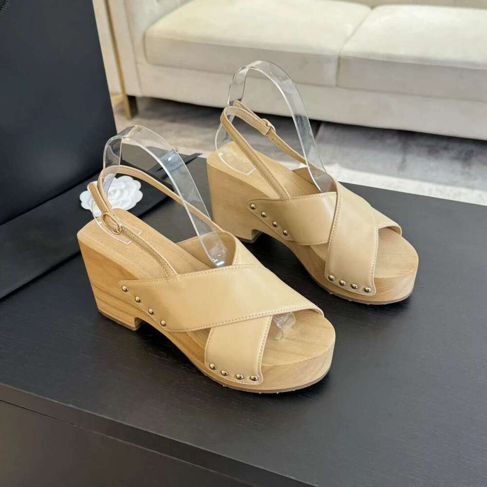 New Women Size34-41 Genuine Leather Sandals Super High Heels Rivet Pumps Flat Platform Designer Shoes atillas De Mujer