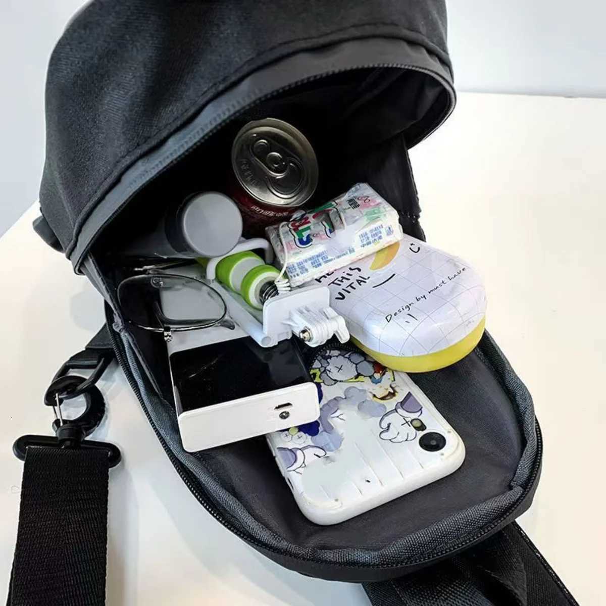 Fashion New Shoder Bag Mens Street Fi Trend Mti-Layer Crossbody Bag Large Capacity Outdoor Cycling Travel Business Trip Ch Bag Y251121