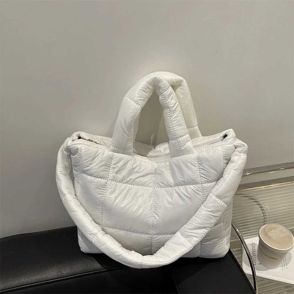 Wen Quilted Shoder Bag Large Capacity Puffer Tote Handbag Solid Color Quilted Top Handle Bag Ladies Cmute Bag Y251121