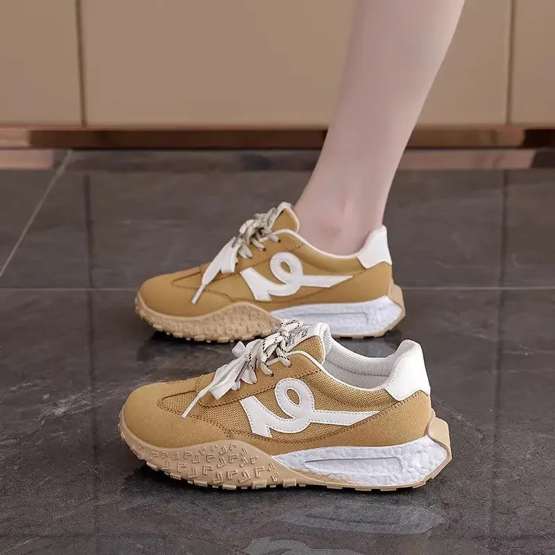 Womens Trendy White Sneakers Thick Bottom Casual Sports Single Shoes Versatile Comfortable Rubber Sole EVA Upper 251121