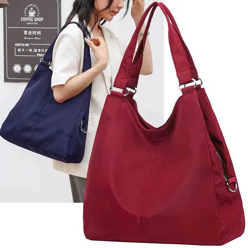 Casual Women Handbag Classical Nylon Shoulder Bag Large Capacity Female Travel Tote Bag Office Ladies Girls Work Crossbody BagsT251121